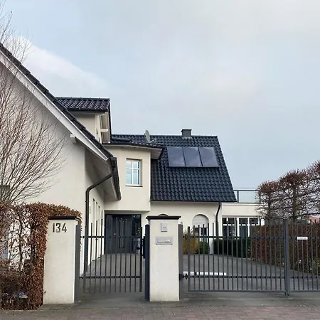 Gemuetliche * آهاوس